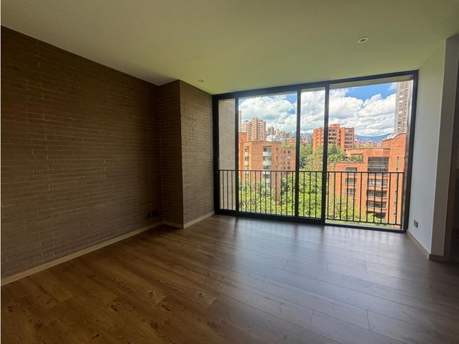 Apartamento de 2 alcobas en venta en El Poblado, Medellín, 172 m² · foto 6 de 18