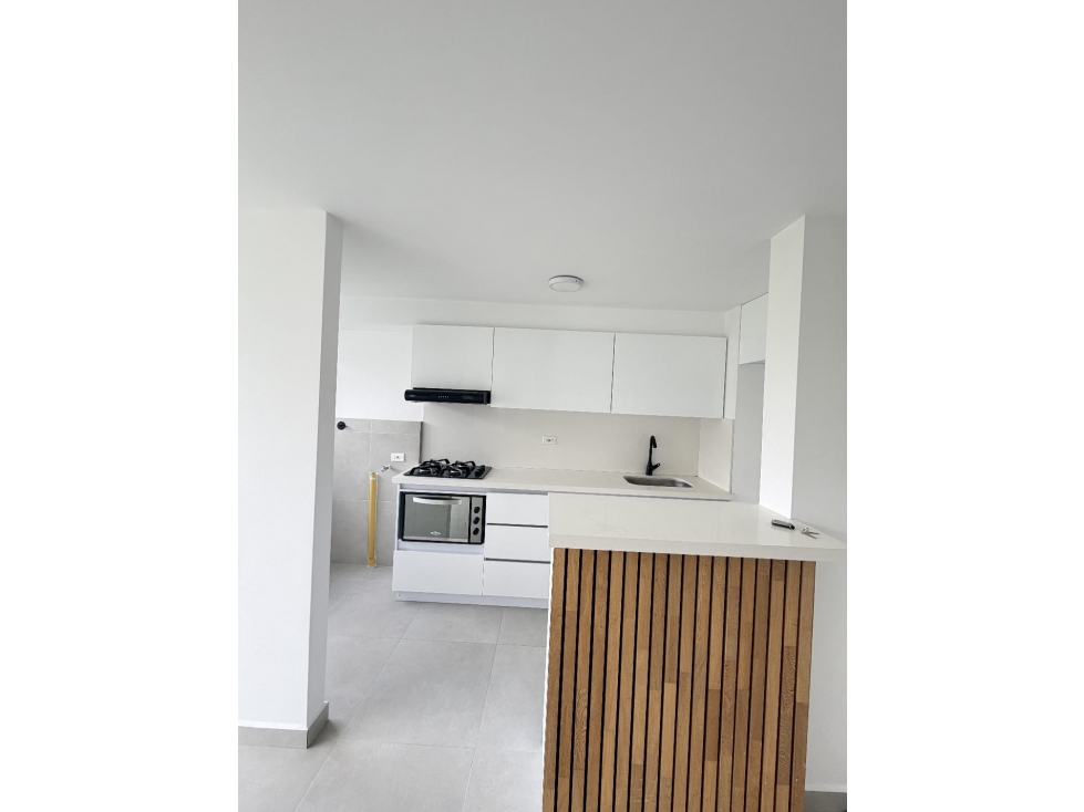 Apartamento en venta en La Mina, Envigado · foto 3 de 15