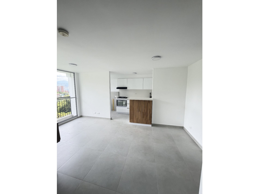 Apartamento en venta en La Mina, Envigado · foto 4 de 15