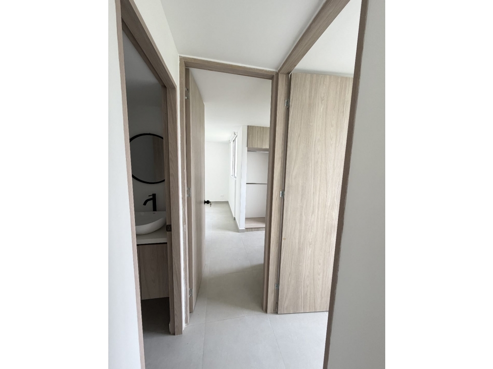 Apartamento en venta en La Mina, Envigado · foto 5 de 15