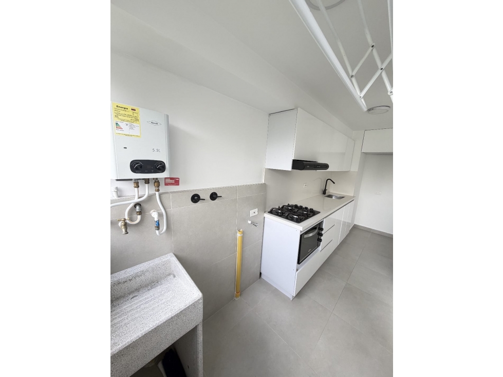 Apartamento en venta en La Mina, Envigado · foto 7 de 15
