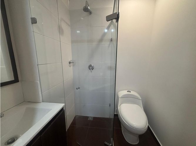 Apartamento de 4 alcobas en venta en El Poblado, Medellín, 170 m² · foto 22 de 24
