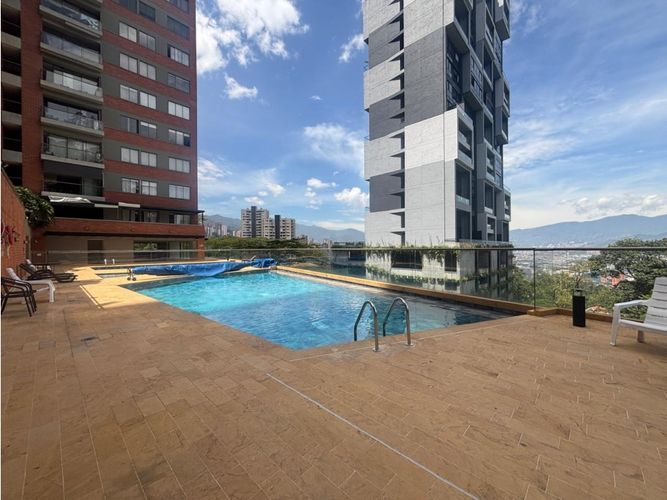 Apartamento de 4 alcobas en venta en El Poblado, Medellín, 170 m² · foto 23 de 24