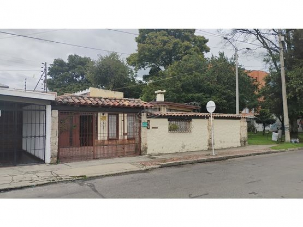 Casa en arriendo en El Contador, Bogotá · foto 2 de 23
