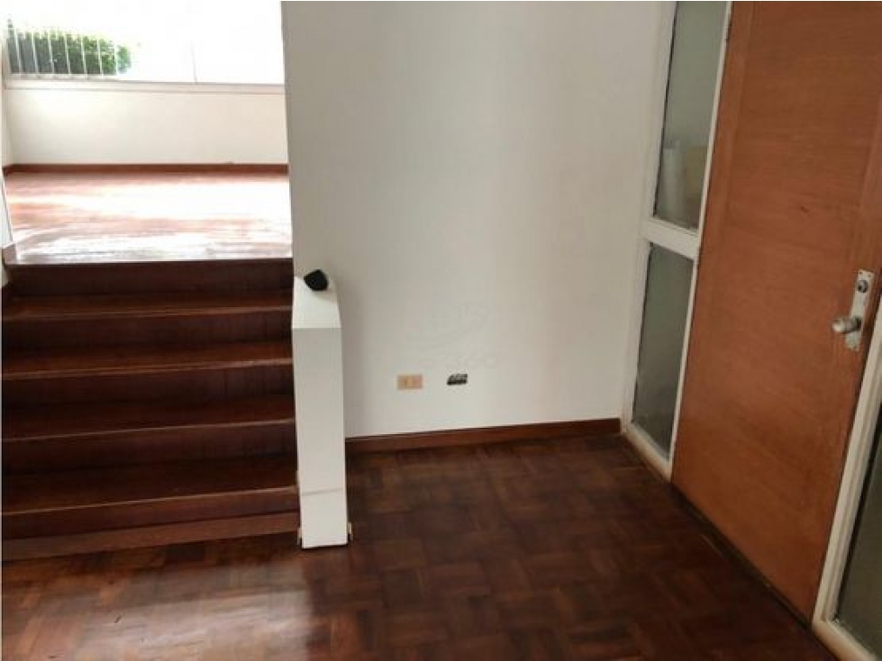 Casa en venta en Polo Club, Bogotá · foto 8 de 13