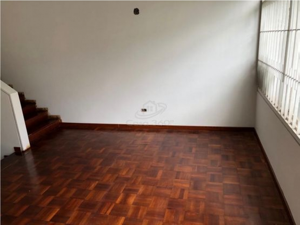 Casa en venta en Polo Club, Bogotá · foto 9 de 13