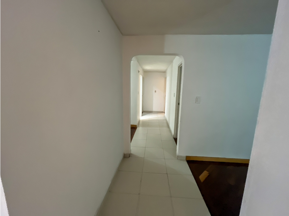 Apartamento en venta en Pontevedra, Bogotá · foto 14 de 23