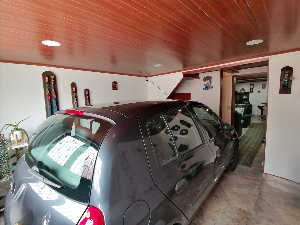 Casa en venta en La Valvanera, Bogotá · foto 2 de 20