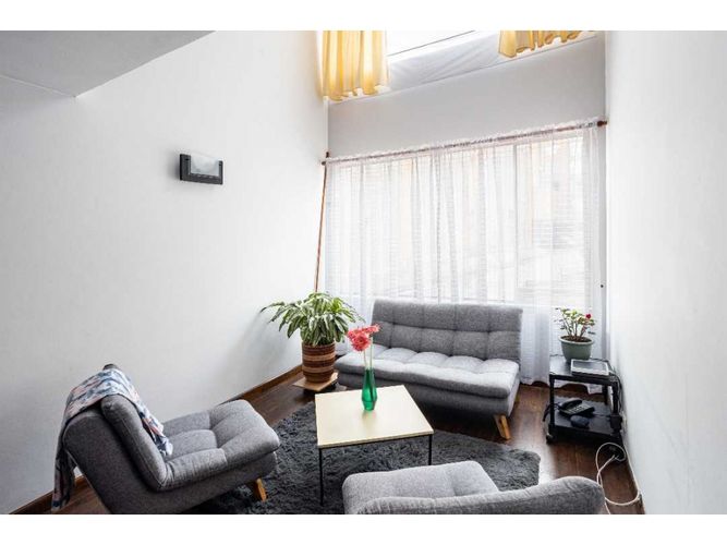 Apartamento de 3 alcobas en venta en Verbenal San Antonio, Bogotá, 81 m² · foto 2 de 20
