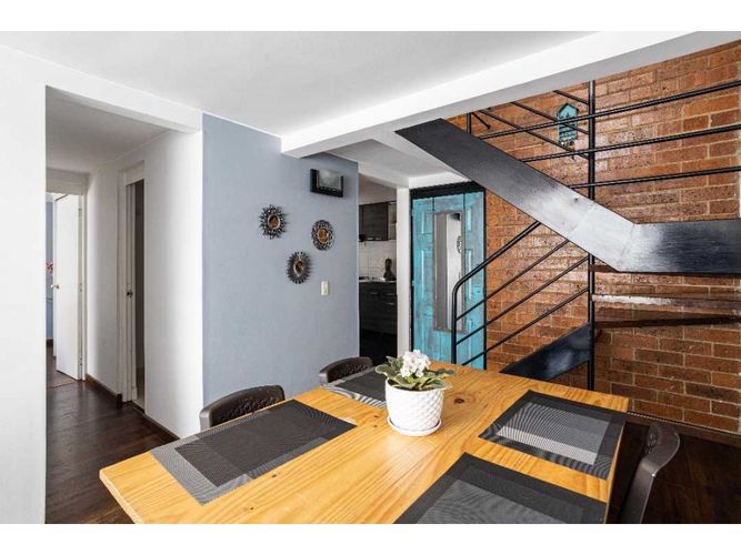 Apartamento de 3 alcobas en venta en Verbenal San Antonio, Bogotá, 81 m² · foto 4 de 20