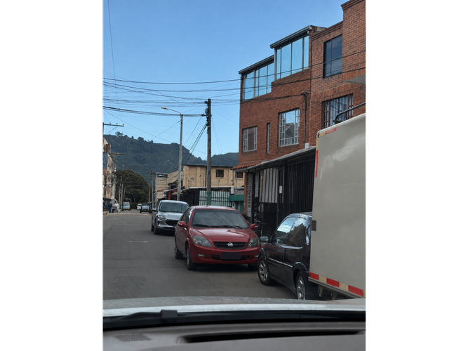 Casa de 4 alcobas en arriendo en San Miguel, Chía, 241 m² · foto 2 de 21