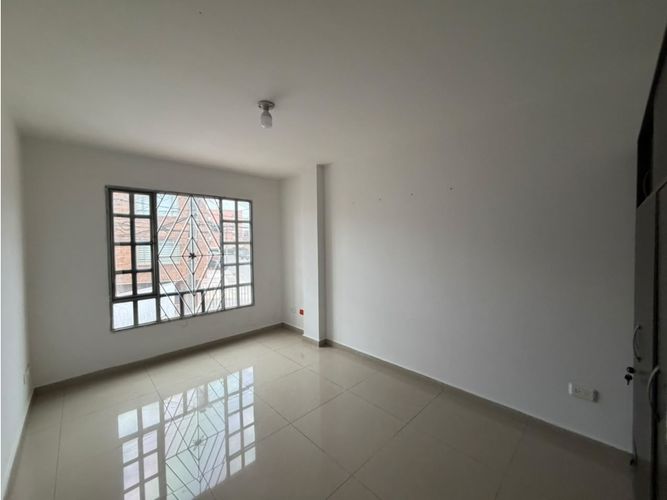 Casa de 4 alcobas en arriendo en San Miguel, Chía, 241 m² · foto 10 de 21
