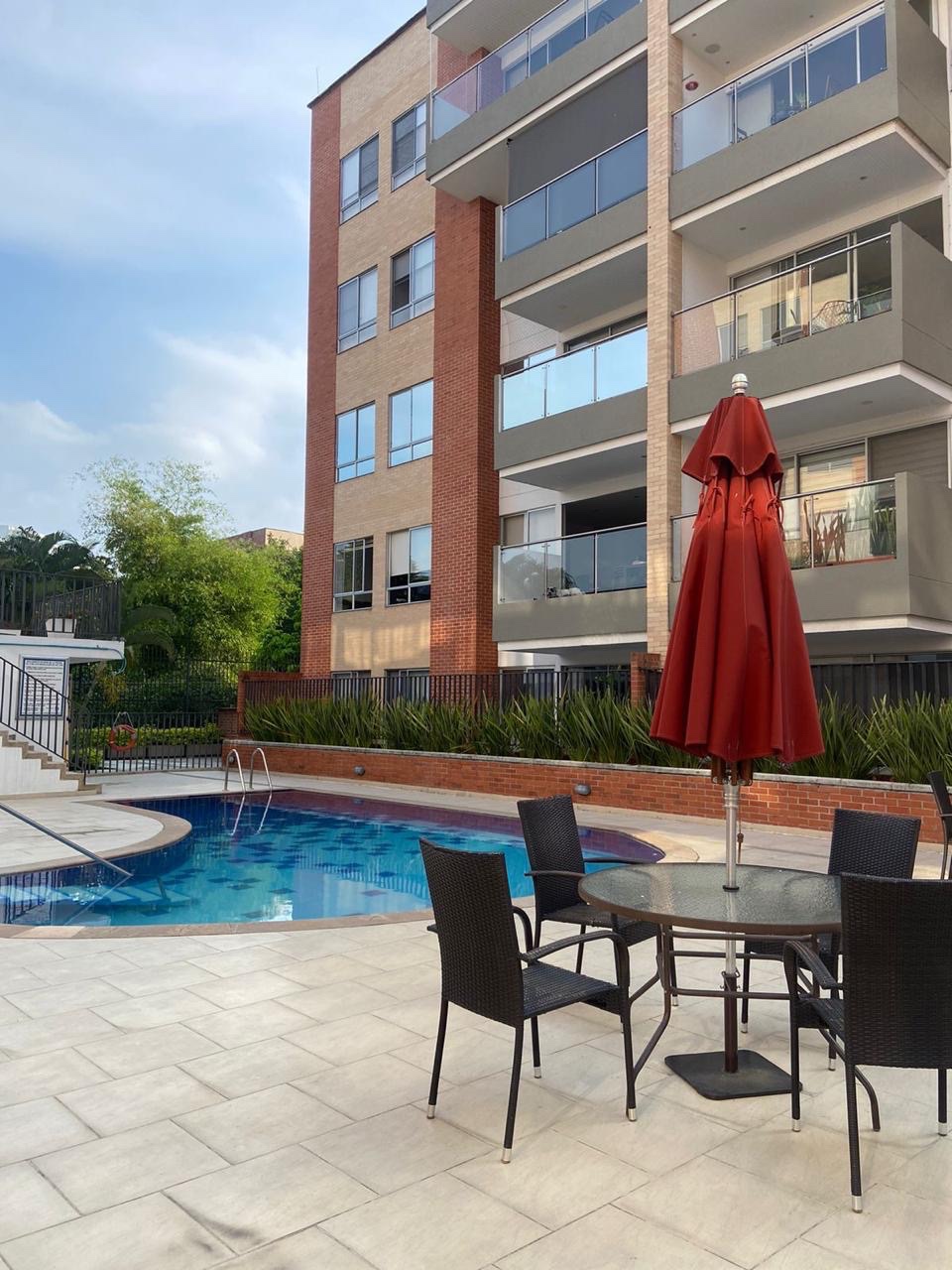 Apartamento en venta en Pance, Cali · foto 10 de 24