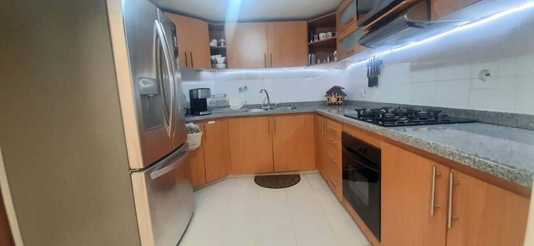 Casa en venta en Ciudad Jardin, Cali · foto 9 de 16
