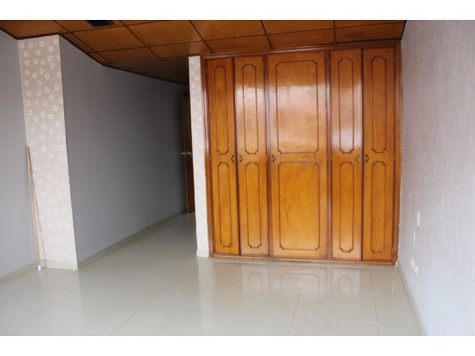 Casa de 4 alcobas en arriendo en Lisboa Usaquén, Bogotá, 230 m² · foto 15 de 24