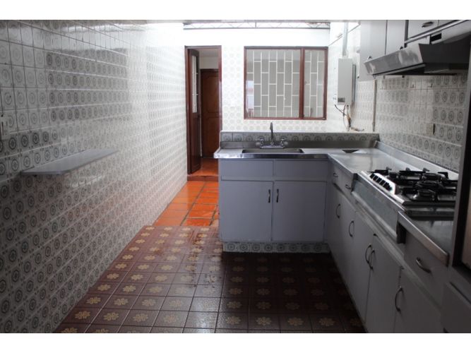 Casa de 4 alcobas en arriendo en Lisboa Usaquén, Bogotá, 230 m² · foto 24 de 24