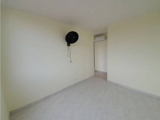 Apartamento de 2 alcobas en arriendo en Ricaurte, 47 m² · foto 13 de 24