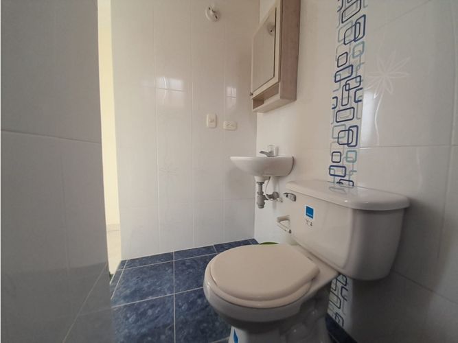 Apartamento de 2 alcobas en arriendo en Ricaurte, 47 m² · foto 14 de 24