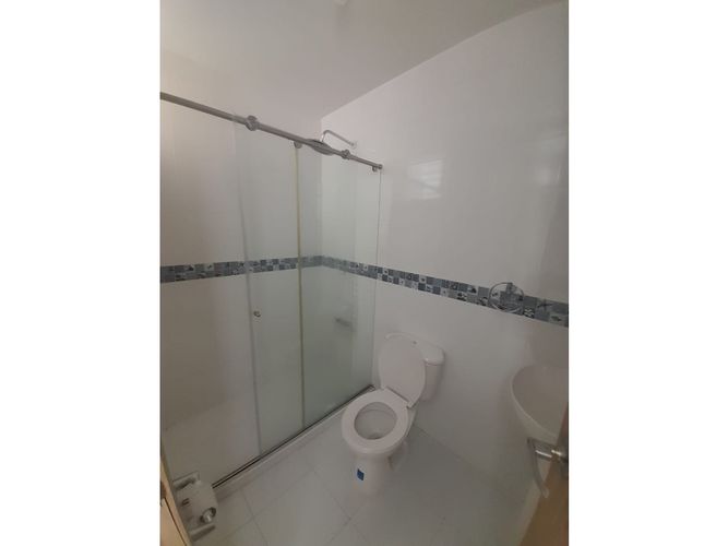 Apartamento de 2 alcobas en arriendo en Las Palmas, Ricaurte, 57 m² · foto 16 de 24