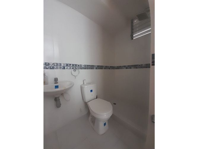 Apartamento de 2 alcobas en arriendo en Las Palmas, Ricaurte, 57 m² · foto 19 de 24