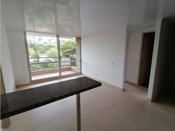 Apartamento de 2 alcobas en venta en Las Palmas, Ricaurte, 55 m² · foto 4 de 24