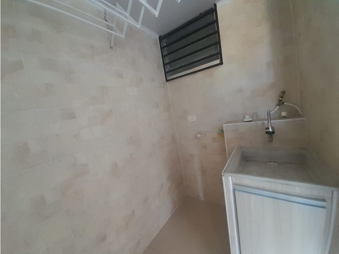 Apartamento de 2 alcobas en venta en Las Palmas, Ricaurte, 55 m² · foto 9 de 24