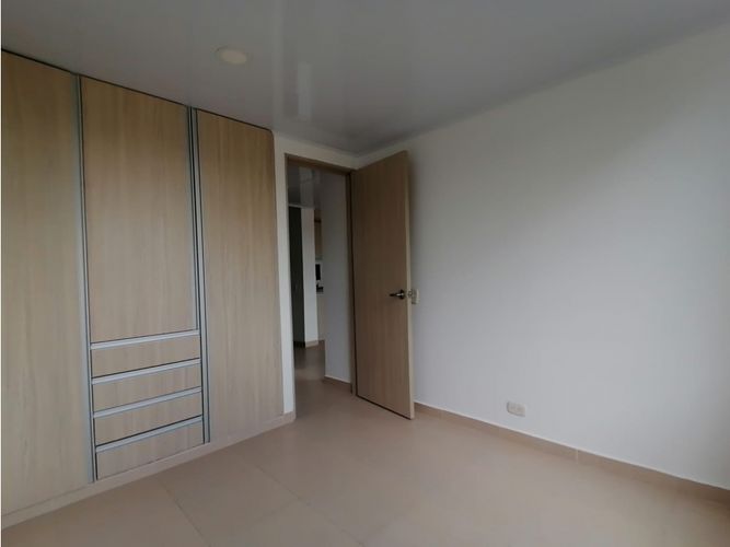 Apartamento de 2 alcobas en venta en Las Palmas, Ricaurte, 55 m² · foto 11 de 24