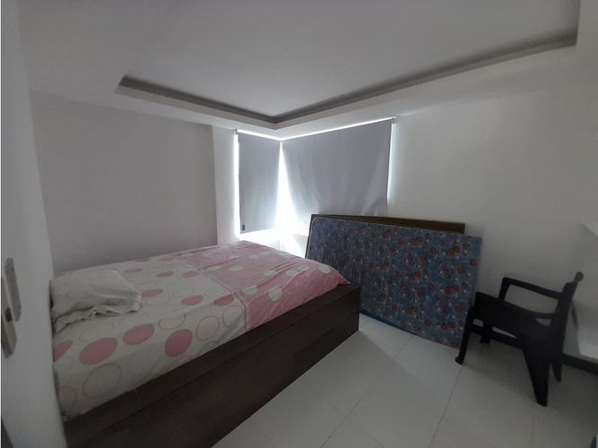 Casa de 6 alcobas en venta en Las Varas, Ricaurte, 300 m² · foto 10 de 24