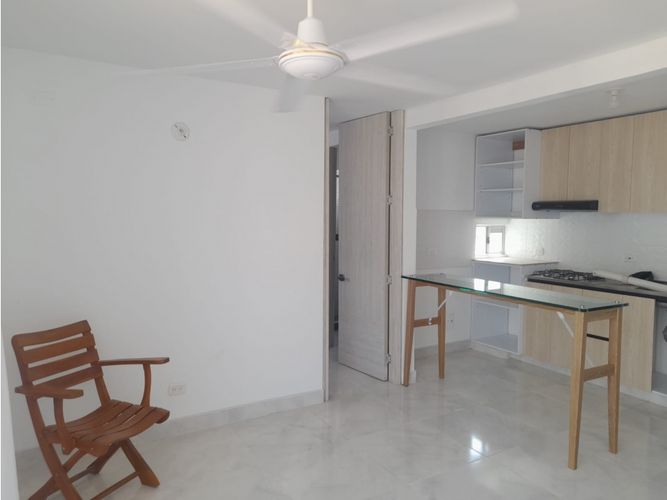 Apartamento de 2 alcobas en arriendo en Las Palmas, Ricaurte, 49 m² · foto 4 de 24