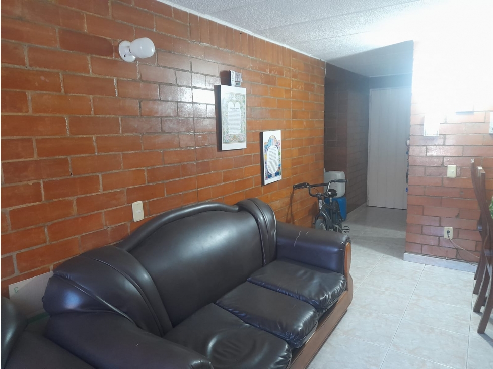 Apartamento en venta en Engativá, Bogotá · foto 2 de 24