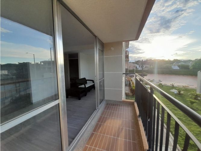 Apartamento de 2 alcobas en arriendo en Las Palmas, Ricaurte, 55 m² · foto 9 de 24