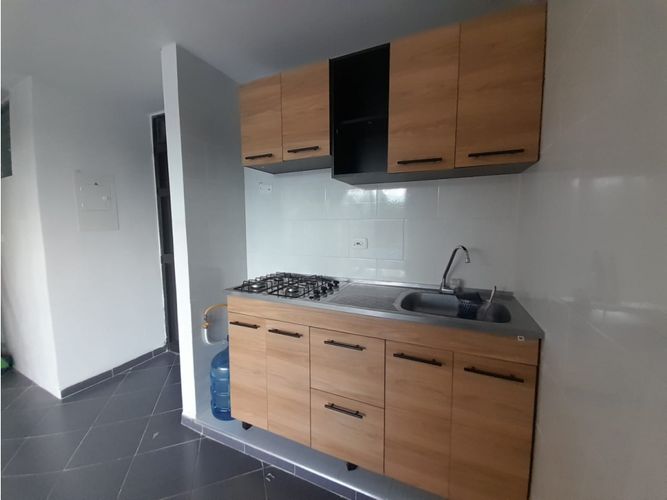 Apartamento de 2 alcobas en arriendo en Las Palmas, Ricaurte, 55 m² · foto 11 de 24