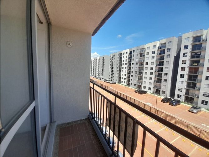 Apartamento de 2 alcobas en arriendo en Las Palmas, Ricaurte, 49 m² · foto 7 de 24