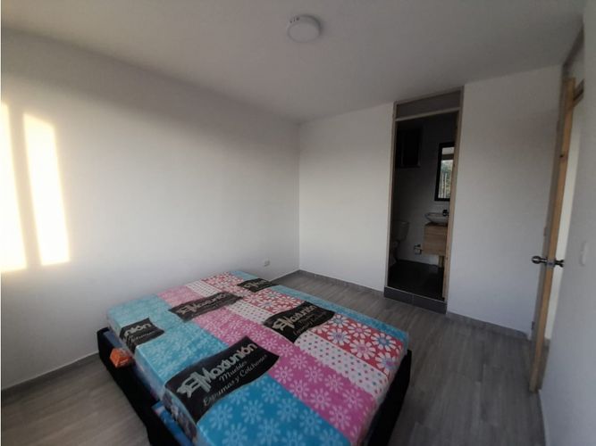 Apartamento de 2 alcobas en arriendo en Las Palmas, Ricaurte, 55 m² · foto 14 de 24