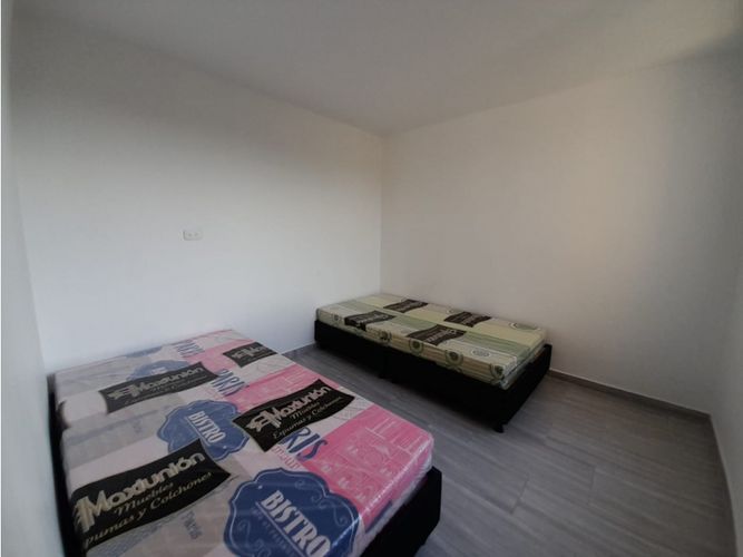 Apartamento de 2 alcobas en arriendo en Las Palmas, Ricaurte, 55 m² · foto 17 de 24