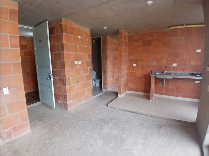 Apartamento de 2 alcobas en venta en Ricaurte, 57 m² · foto 4 de 24