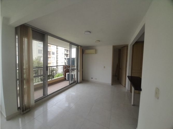 Apartamento de 2 alcobas en venta en Las Palmas, Ricaurte, 55 m² · foto 2 de 24