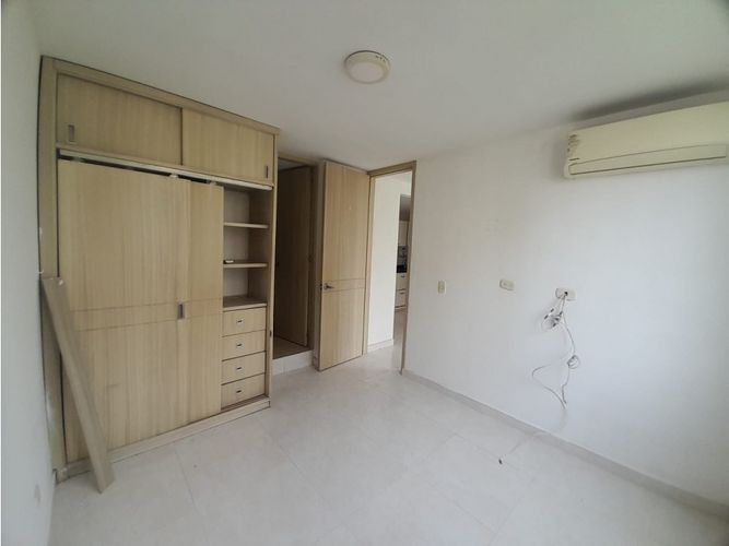 Apartamento de 2 alcobas en venta en Las Palmas, Ricaurte, 55 m² · foto 14 de 24