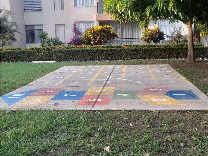 Apartamento de 2 alcobas en venta en Las Palmas, Ricaurte, 55 m² · foto 23 de 24