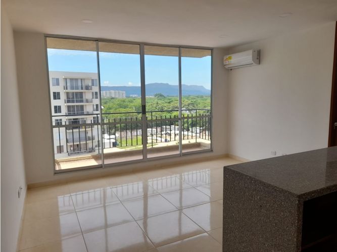 Apartamento de 2 alcobas en arriendo en Las Palmas, Ricaurte, 57 m² · foto 2 de 24