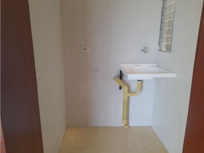 Apartamento de 2 alcobas en arriendo en Las Palmas, Ricaurte, 57 m² · foto 11 de 24