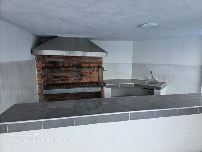 Apartamento de 2 alcobas en venta en Las Palmas, Ricaurte, 82 m² · foto 16 de 20