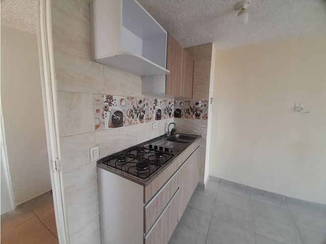 Apartamento de 2 alcobas en arriendo en Las Palmas, Ricaurte, 49 m² · foto 9 de 24