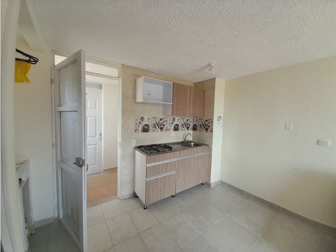 Apartamento de 2 alcobas en arriendo en Las Palmas, Ricaurte, 49 m² · foto 11 de 24