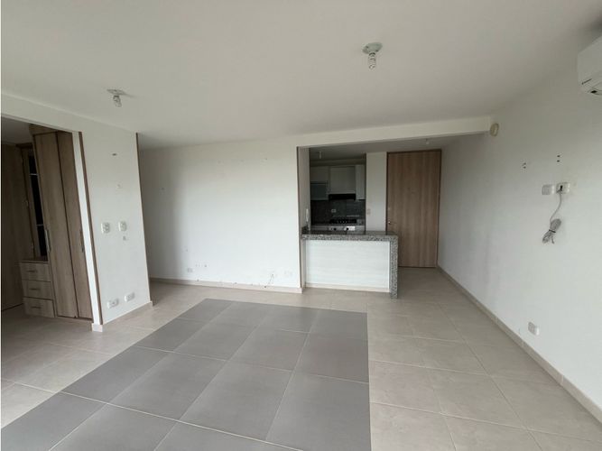 Apartamento de 3 alcobas en venta en Ricaurte, 70 m² · foto 6 de 24