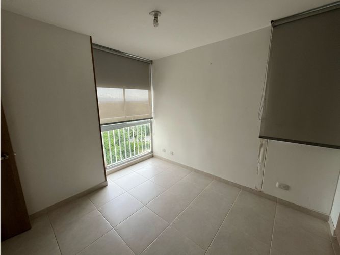 Apartamento de 3 alcobas en venta en Ricaurte, 70 m² · foto 11 de 24