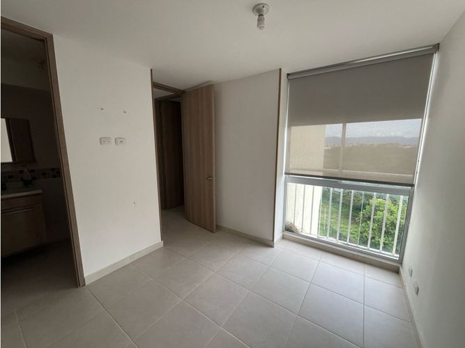 Apartamento de 3 alcobas en venta en Ricaurte, 70 m² · foto 12 de 24
