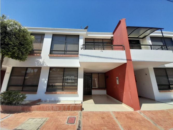 Casa de 3 alcobas en venta en Las Palmas, Ricaurte, 79 m² · foto 2 de 24