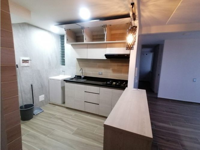 Apartamento de 2 alcobas en venta en Las Palmas, Ricaurte, 55 m² · foto 8 de 24