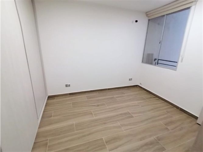 Apartamento de 2 alcobas en venta en Las Palmas, Ricaurte, 55 m² · foto 11 de 24